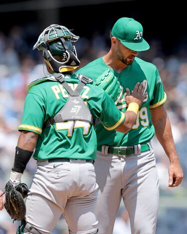 The New York Yankees achieve their first major league sweep of the season