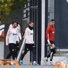 Celades, con siete bajas, recupera a Cheryshev y Diakhaby