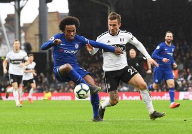 Chelsea see off Fulham in entertaining derby