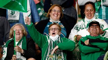 Seguidoras del Betis.