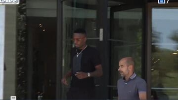 Juan Otero ya está en Gijón para firmar por el Sporting