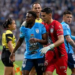 Avilés Hurtado sufrió actos de racismo en el Estadio BBVA