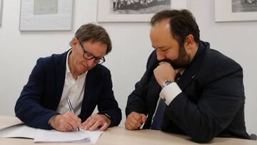 Anquela renueva con el Oviedo