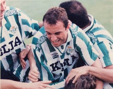 ¿Qué fue de Ángel Cuéllar?: de ídolo bético a no triunfar en el Barcelona