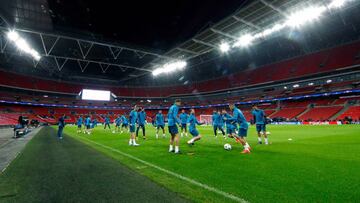 Los jugadores del Real Madrid, en el entrenamiento en Wembley,