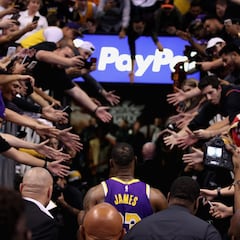 Revelan la cábala de LeBron James antes de iniciar los juegos en la NBA