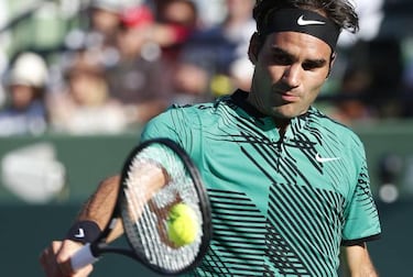 Number of pro tennis players to drop from 14,000 to 1500