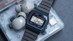 ¿Recuerdas el mítico Casio F-91W? Ha vuelto, aunque con bluetooth, juegos y conexión móvil