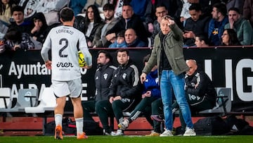 Alberto González le sigue dando vueltas a la pizarra