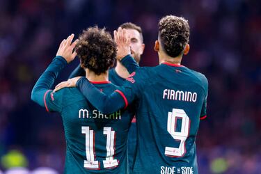 Which clubs have qualified for the Champions League last 16?