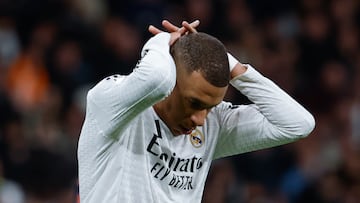 MADRID, 16/01/2025.- El delantero del Real Madrid Kylian Mbappé, durante el partido de octavos de final de la Copa del Rey que Real Madrid y Celta de Vigo disputan este jueves en el Santiago Bernabéu. EFE/Sergio Pérez