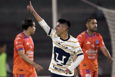 Dos salidas y camino libre para Pumas