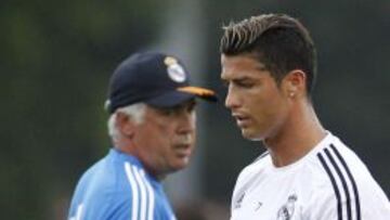 Carlo Ancelotti y Cristiano Ronaldo en un entrenamiento de pretemporada del Real Madrid.