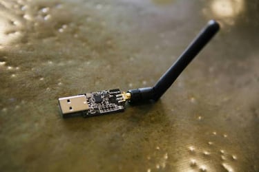 Así te roban los datos si usas un teclado inalámbrico