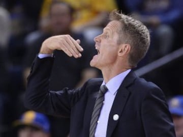 Steve Kerr, sigue sin conocer la derrota como técnico NBA (4-0).