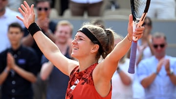 Muchova jugar¨¢ contra Swiatek su primera final de Slam