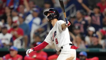 Team USA advances on to the next phase at the rhythm of Trea Turner, a new American Hero.