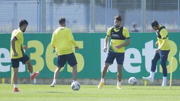 24/03/21
 
 ENTRENAMIENTO DEL VILLARREAL 
  PEDRAZA
   
 