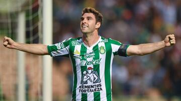 Tras convertirse en ídolo de León, Boselli dejó muy a su pesar al cuadro esmeralda para probar suerte con Corinthians, equipo con el que ha disputado 194 minutos