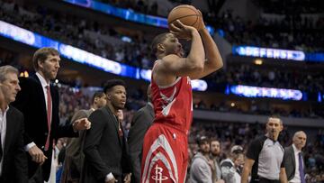 Eric Gordon, durante un partido con Houston Rockets ante Dallas Mavericks.