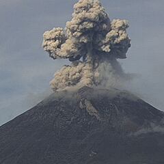 Volcán Popocatépetl: exhalaciones, sismos, caída de ceniza y simulacro