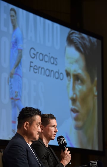 Fernando Torres tras 18 a?os anunci¨® su retira en un rueda de prensa ofrecida en Tokyo. "Ha llegado el momento de poner punto y final a mi carrera" dijo el delantero fuenlabre?o.