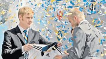 Alexi Lalas junto a David Beckham