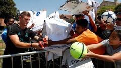 Kroos tranquiliza a la afición: "Nada serio. Dadme unos días"