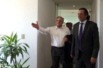 Juan Antonio Pizzi recorrió las instalaciones de Juan Pinto Durán junto a Arturo Salah.