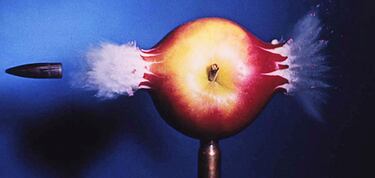 Invisibilidad a cien mil millones de imágenes por segundo