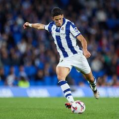 Nayef Aguerd se despide de la Real Sociedad: “Seguiré apoyando a la Real, porque me ha dejado una huella muy profunda”