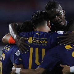 DIM, por una remontada única en las finales del FPC