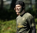 Cech regresa al Chelsea