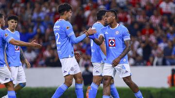 Omar Campos and Willer Ditta of Cruz Azul during the 13th round match between Guadalajara and Cruz Azul as part of the Liga BBVA MX, Torneo Clausura 2025 at Jalisco Stadium, on March 29, 2025 in Guadalajara, Jalisco, Mexico.