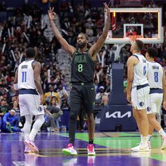 Los Mavs tiran la Copa NBA