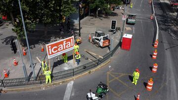 Santiago, 31 de octubre 2024
Comienzan las obras de remodelacion de Plaza Baquedano, en el marco del proyecto, Nueva Alameda. La primera etapa de los trabajos generan desvios de transito en el sector de parques Forestal y Balmaceda.
Jonnathan Oyarzun/Aton Chile