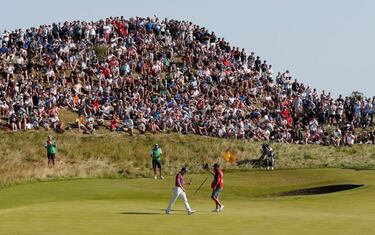 Rahm sobrevive y amenaza a Oosthuizen y a Morikawa
