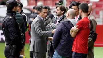 09/05/24 PARTIDO SEGUNDA DIVISION
SPORTING DE GIJON - VILLARREAL B FILIAL
IRARRAGORRI CHARLANDO ANTES DEL INOCIO DEL PASADO PARTIDO
