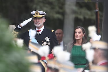 Los Reyes Felipe y Letizia durante el desfile del 12 de octubre en el día de la Hispanidad 2025.