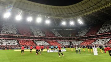 Salida del Athletic al campo