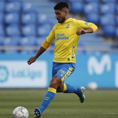 Álex Suárez busca su sitio