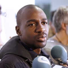 Kakuta recupera confianza: golazo de falta con RD Congo