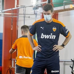 Javi Gracia toma las riendas en medio de la tormenta