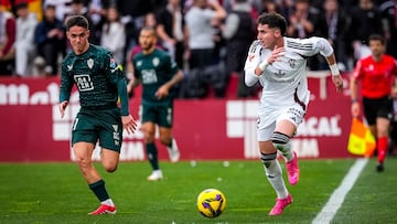 La incómoda vuelta de Jon Morcillo al Carlos Belmonte