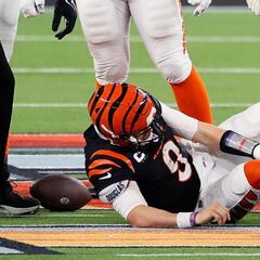 Burrow will not get surgery after Super Bowl knee injury