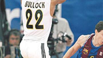 <b>MAL PASO. </b>Bullock sufrió un esguince al pisar a Ilievski.