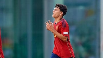 José Antonio Reyes Junior, en un partido con las inferiores de la Selección.