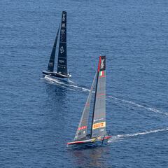 Alinghi y American Magic se resisten a morir