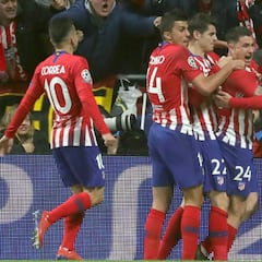1x1 del Atleti: Costa zarandea a la Juve y Godín la decapita