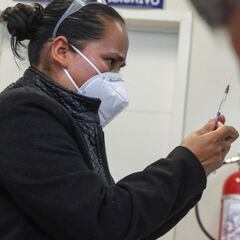 Plan de vacunación: Por qué es necesario pedir credenciales en INE y que dice AMLO al respecto